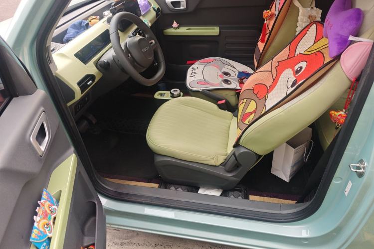 Used Geely Galaxy Panda 2023 Panda Mini 200km Endurance Bear
