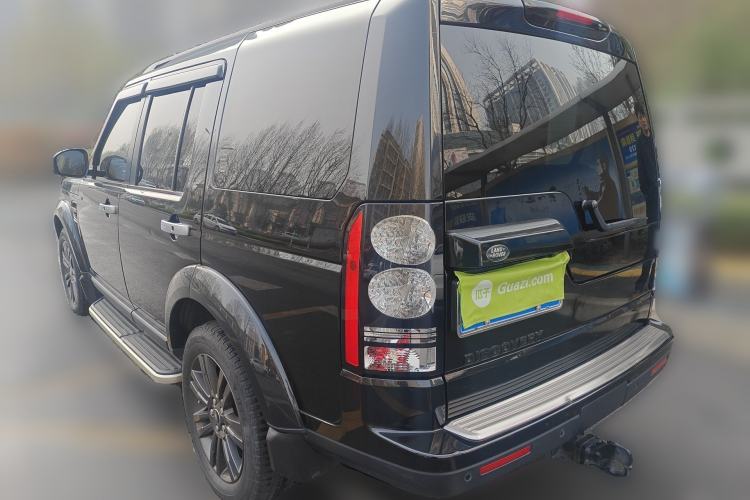 Used Land Rover Discovery 2016 3.0 SC V6 SE Rear Left 45 Deg