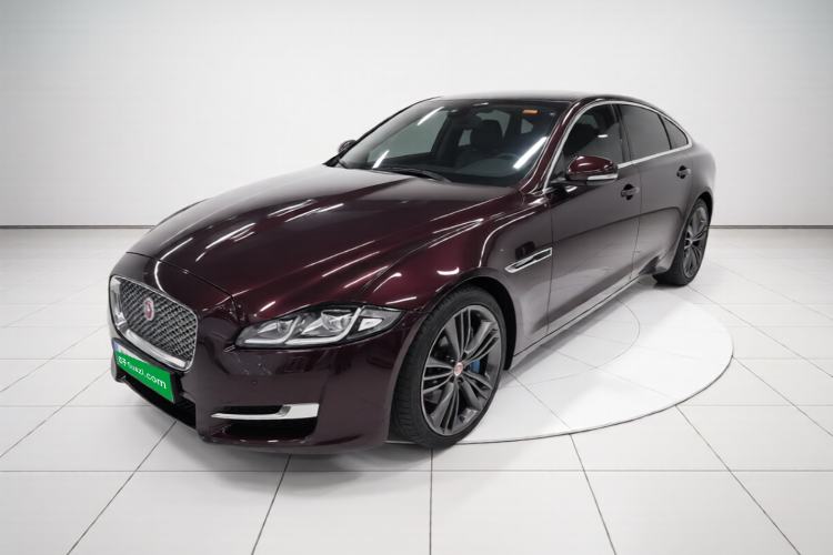 Used Jaguar XJ 2016 XJL 2.0T Two-Wheel-Drive Elegant Business Edition Guazi used car, China used car export, Used car for sale, Used  cars, Cheapest cars for sale