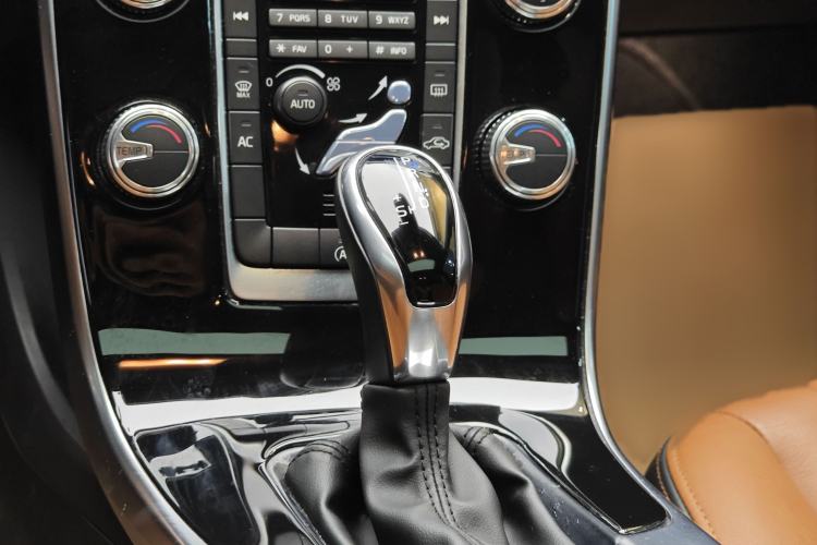 Used Volvo S60 2018 S60L T3 Smart Upgrade Edition
