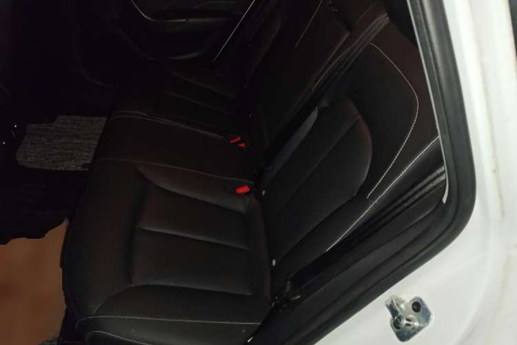 Used Roewe i6 2020 PLUS 1.6L CVT 4G Connected Glory Flagship Edition