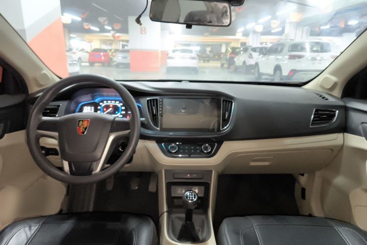 Used Roewe 360 2015 1.5L Manual Elite Edition Center Console