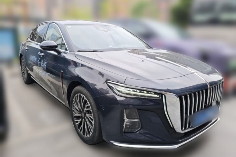 Used Hongqi H5 2024 2.0T Automatic Smart Connect Flagship Edition Front Right 45 Deg