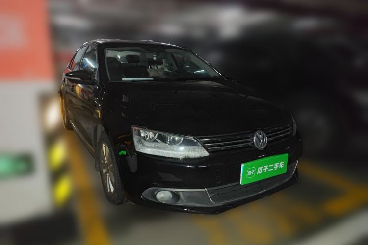 Used Volkswagen Sagitar 2014 Revised Version 1.6L Manual Comfort Edition Front Right 45 Deg