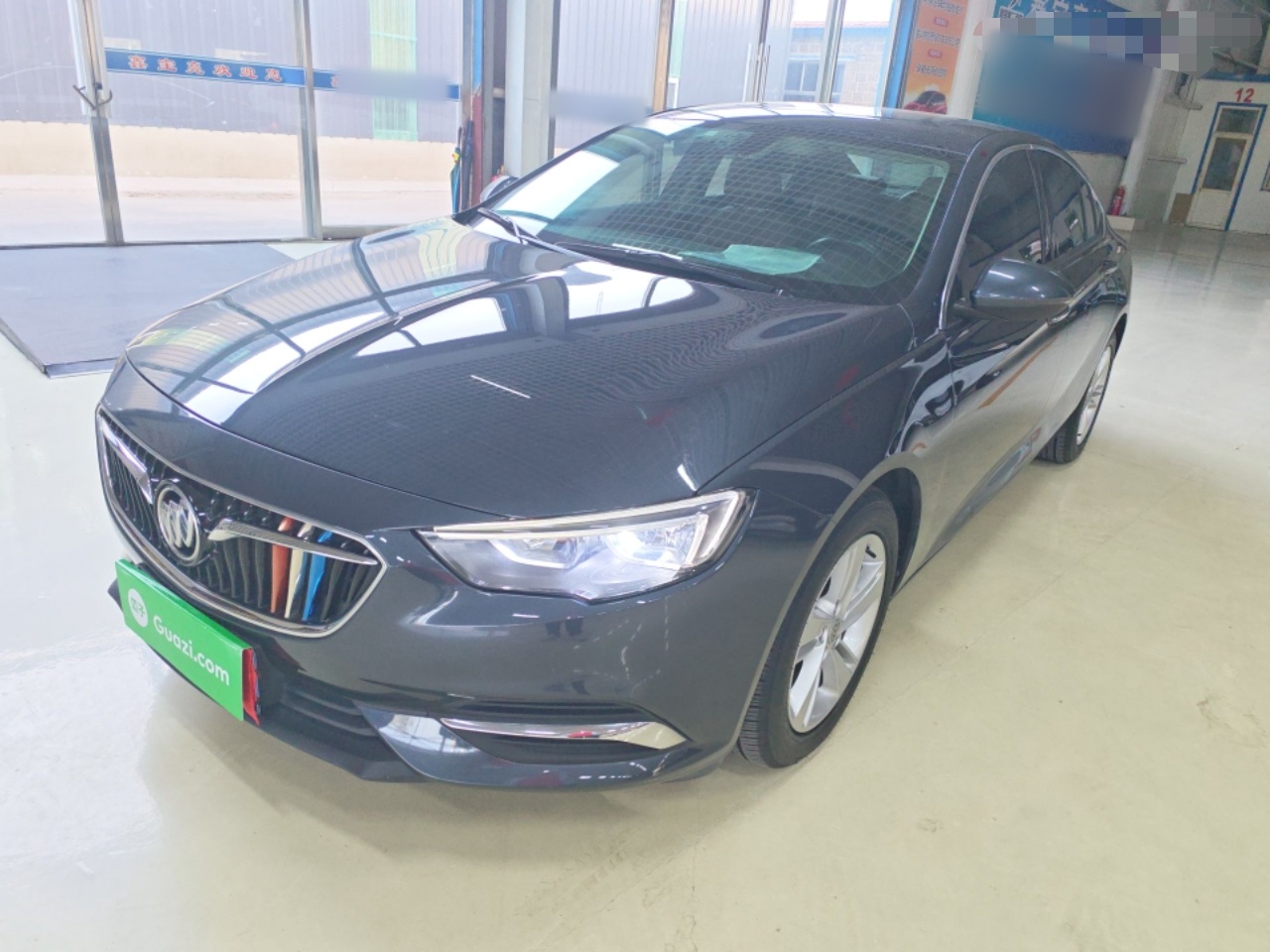 Parte inferior delantera