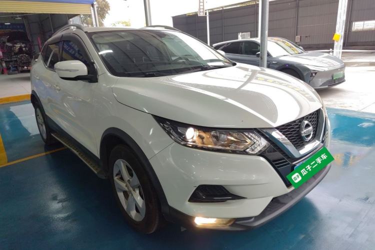 Used Nissan Qashqai 2019 2.0L CVT Smart Enjoyment Version Front Right 45 Deg