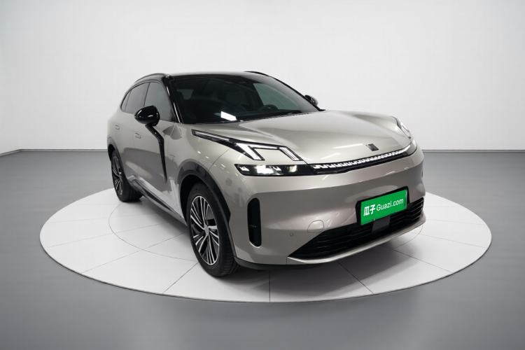 Used Lynk & Co 08 EM-P 2024 120km Long-Range Plus

