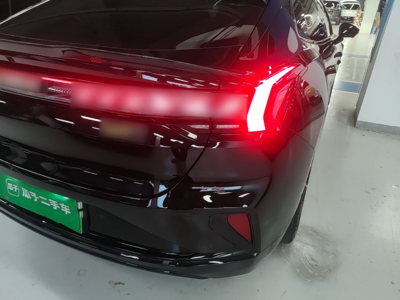 Zeekr 001 2025 ME Version 100 kWh All-Wheel Drive — снимка 9