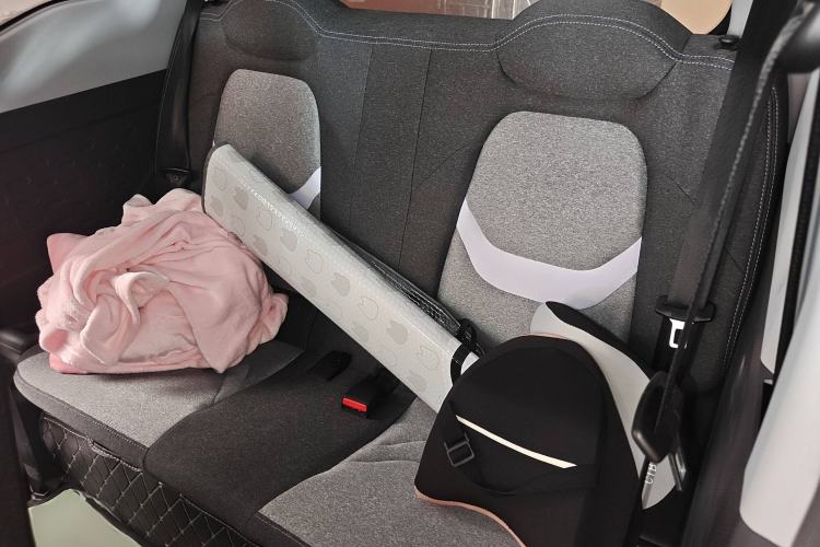 Used Chery QQ Ice Cream 2022 120km Conical Shape Lithium Iron Phosphate
