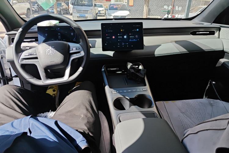 Used BYD Qin L 2026 DM-i 128KM Progressive Edition
