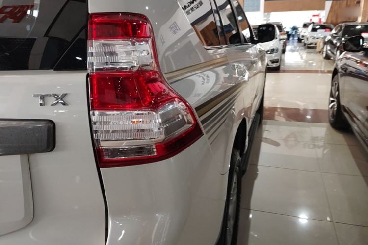 Used Toyota Prado 2016 2.7L Automatic Standard Edition
