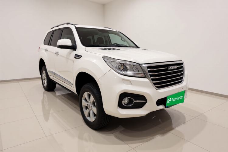 Used Haval H9 2017 2.0T Diesel 4x4 Premium 5-Seater Front Right 45 Deg