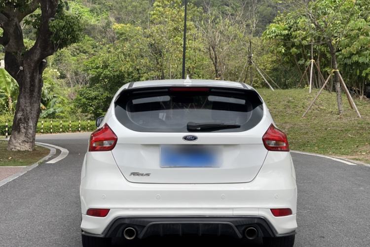 Used Ford Focus 2017 Hatchback 1.6L Automatic Fashion Edition Smart Drive Version Exterior 1