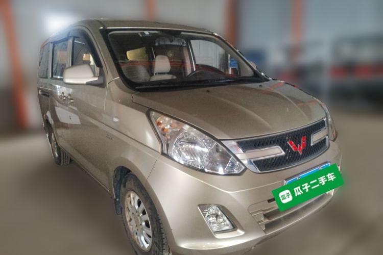 Used Wuling Rongguang V 2016 1.5L Standard Version
