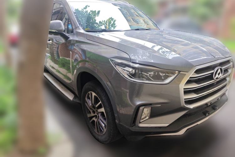 Used SAIC MAXUS D90  Front Right 45 Deg