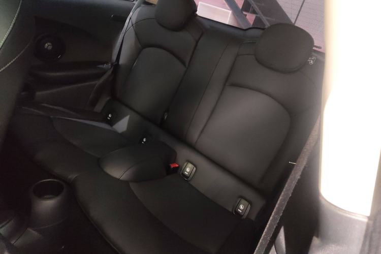 Used MINI MINI 2023 1.5T COOPER Artist