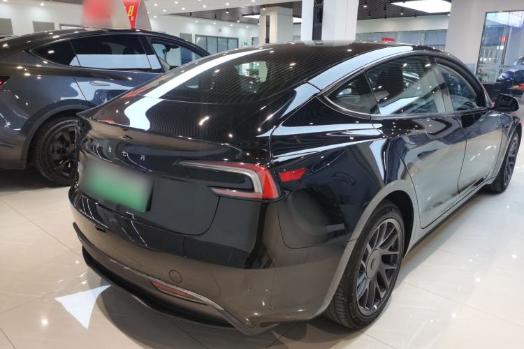 Used Tesla Model 3 2023 Long-Range All-Wheel-Drive Version