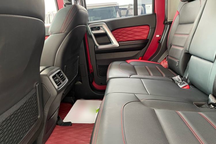 Used BAIC Off-Road BJ40 2021 2.0D Automatic Four-Wheel Drive Blade Hero Edition Adventurer Type