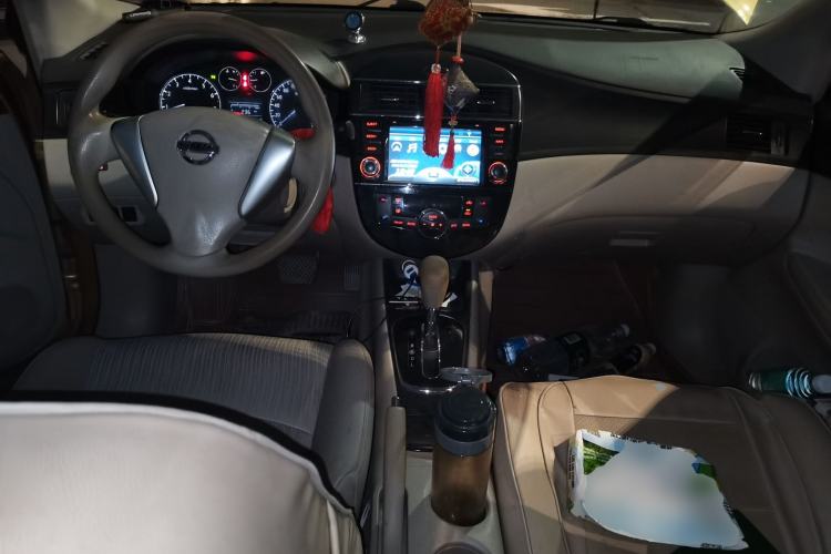 Used Nissan Tiida 2013 1.6L CVT Cool Cafe Edition