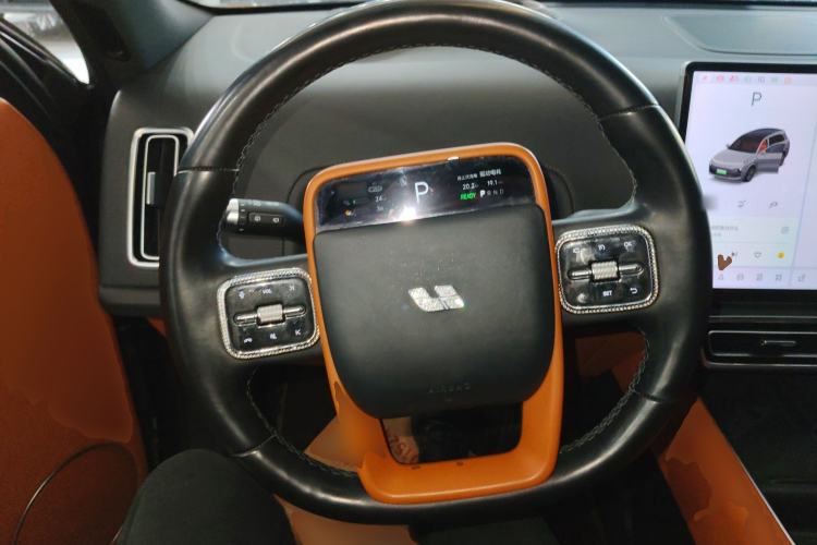 Used Li Auto L8 2023 Pro Model
