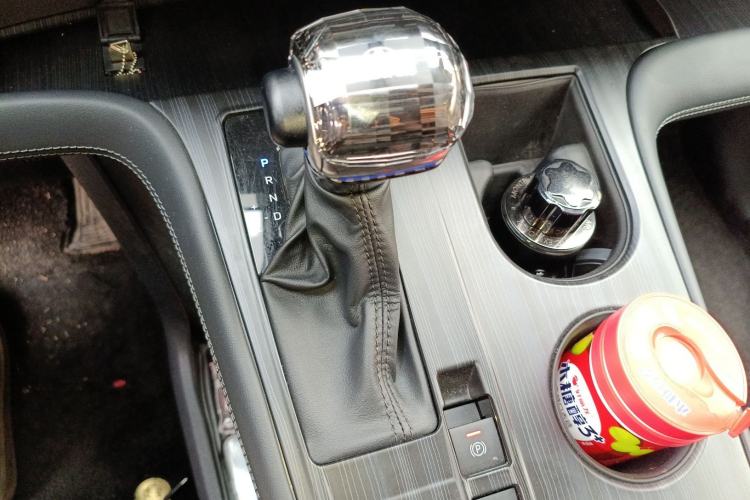 Used Toyota Sienna 2024 2.5L Hybrid Four-Wheel Drive Prestige Edition
