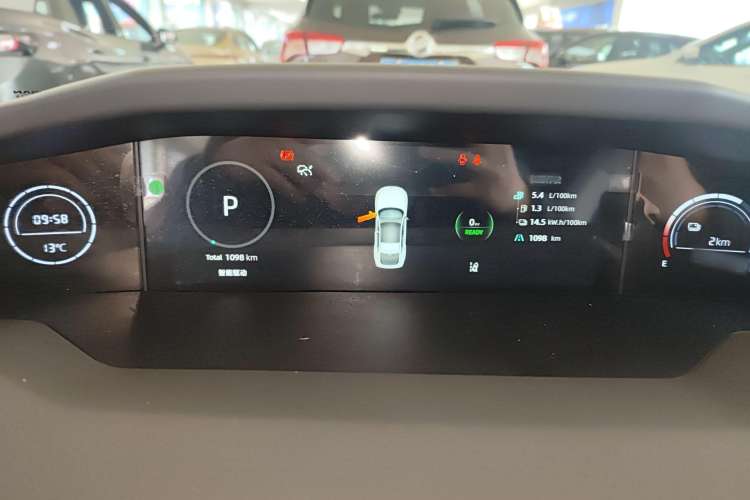 Used Changan UNI-V iDD 2024 Blue Whale Smart Electric iDD 136km Luxury Model
