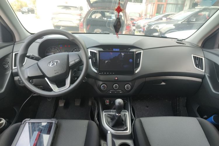 Used Hyundai ix25 2015 1.6L Manual Two-Wheel Drive Fashionable GS Model
