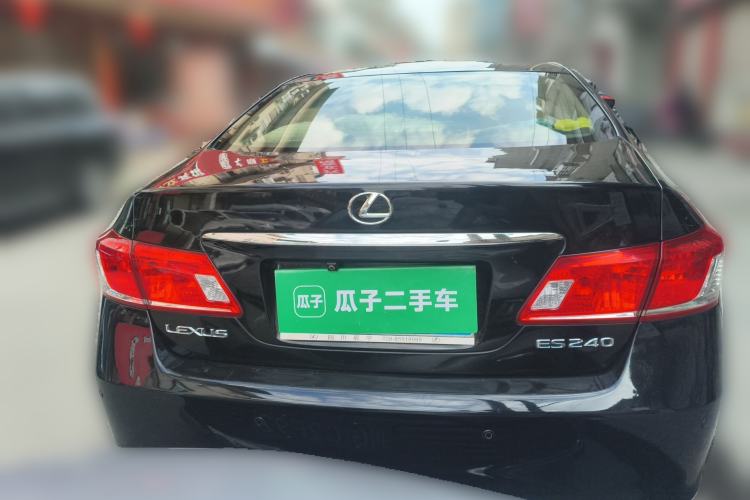 Used Lexus ES 2010 240 Elegant Edition
