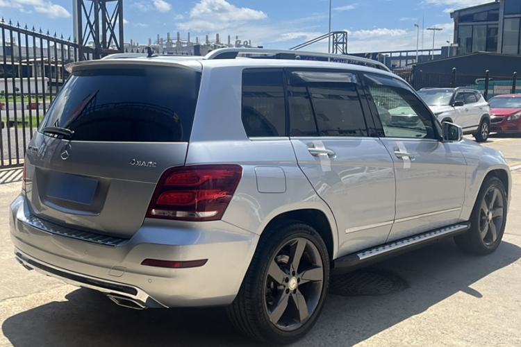 Used Mercedes-Benz GLK-Class 2013 GLK 300 4MATIC Dynamic Sunroof Model Exterior 11