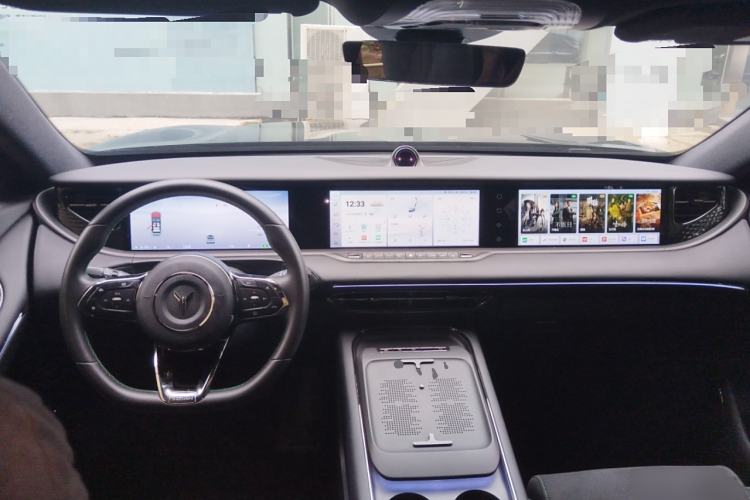 Used VOYAH FREE 2025 318 318 km Rear-Drive Touring Edition