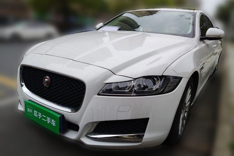 Used Jaguar XFL 2017 XFL 2.0T 200PS Windflower Edition