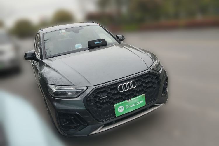 Used Audi Q5L 2023 40T Luxury Dynamic Model Front Right 45 Deg