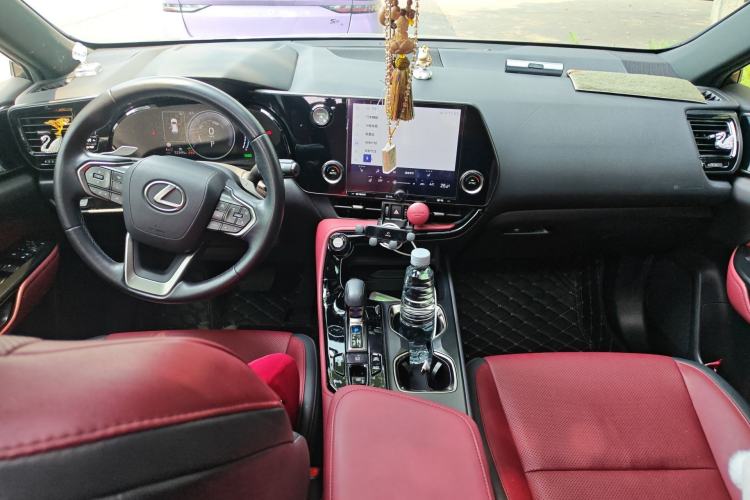 Used Lexus NX New Energy 2022 400h+ Comfort Edition Center Console