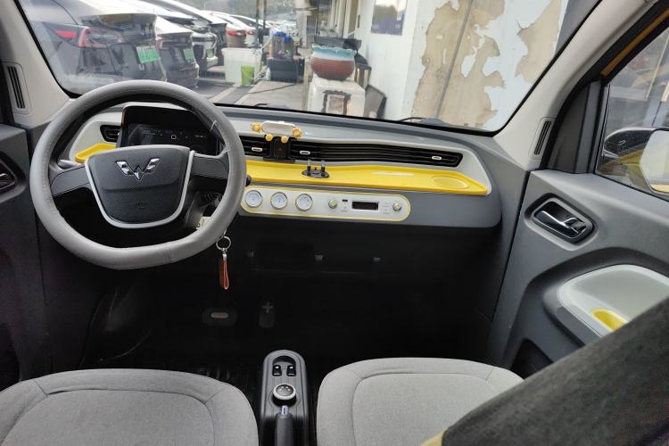 Used Wuling Hongguang MINIEV 2021 Macaron Fashion Edition Lithium-Ion Battery
