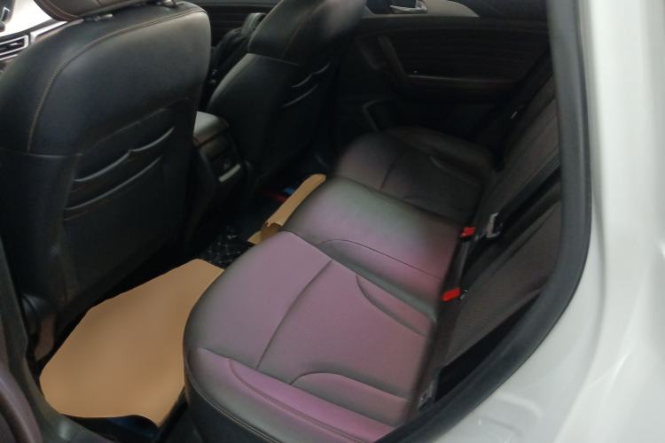 Used CHANGAN CS35PLUS 2019 1.6L Manual Chuanlian Edition