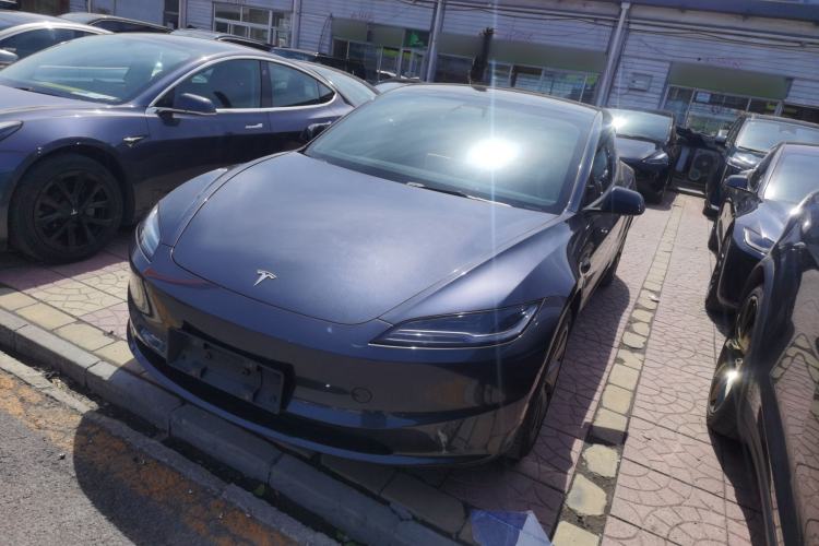 Used Tesla Model 3 2025 Rear-Wheel-Drive Version