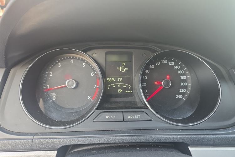 Used Volkswagen Lavida 2017 1.6L Automatic Comfort Edition
