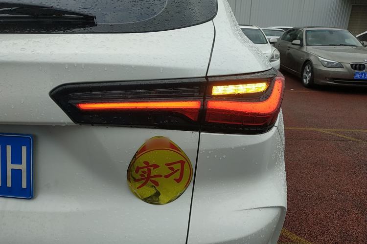 Used CHANGAN OSHAN X5 2021 1.5T DCT Prestige Edition