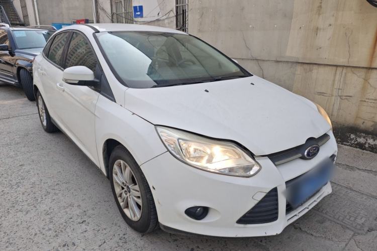 Used Ford Focus 2012 Sedan 1.6L Manual Comfort Model Front Right 45 Deg