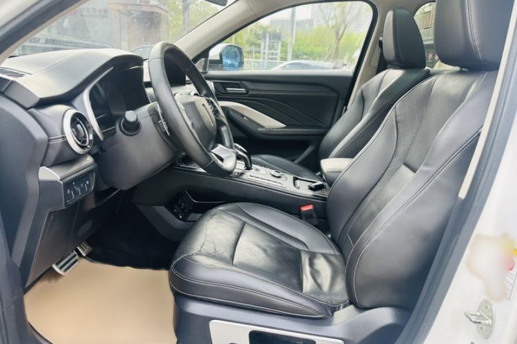 Used Wey VV6 2018 2.0T Four-Wheel Drive Flagship Version China V Standard
