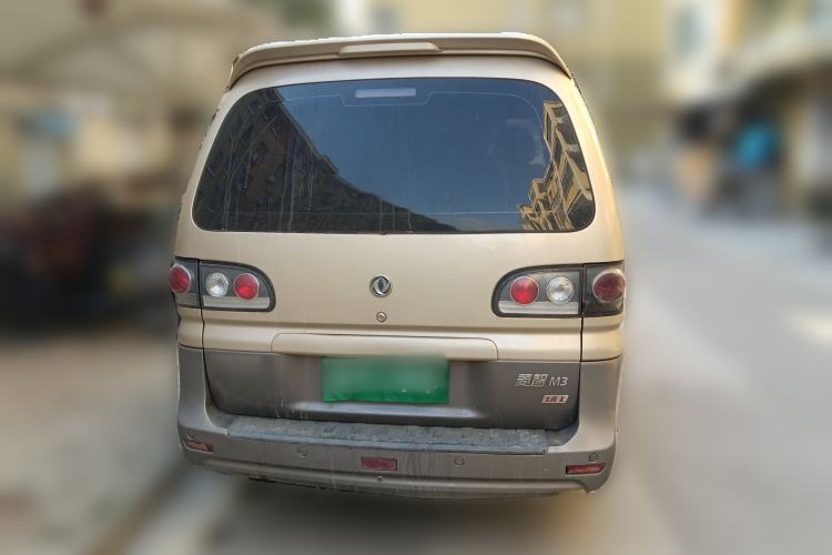 Used FORTHING Lingzhi 2015 M3 1.6L 7-Seater Standard Model
