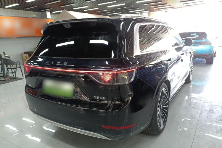 Used Hima AITO M9 2025 Extended-Range Ultra Version 52 kWh 6-Seater
