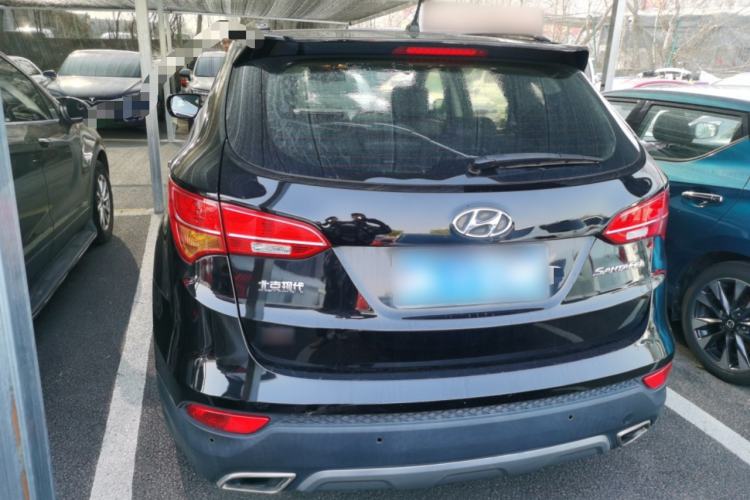 Used Hyundai Santa Fe 2013 2.4L Automatic Two-Wheel Drive Smart Version