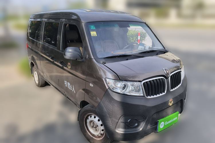 Used Jinbei Hiace X30 2021 1.5L Wealthy Single-Steaming Air-Conditioned Version Bus China VI Standard SWC15M
