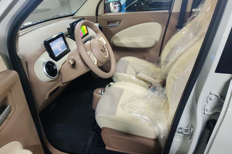 Used Wuling Hongguang MINIEV 2025 Four-Door Version Advanced Edition
