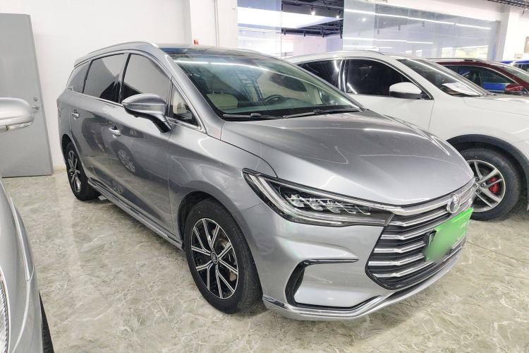 Used BYD Song MAX New Energy 2022 DM-i 105KM Flagship Model
