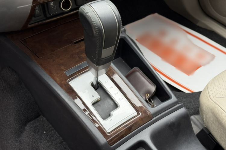 Used Mitsubishi Pajero Sport 2013 3.0L Automatic Two-Wheel Drive Luxury Edition
