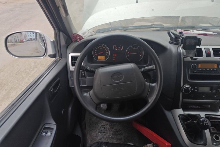 Used Jinbei Express 2020 2.0L Upgraded Version China VI Standard 6-Seater 1TZS