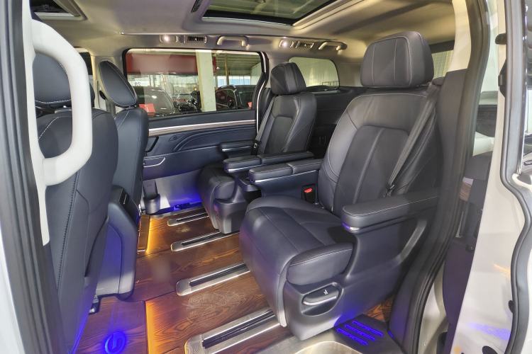 Used GAC Trumpchi M8 2021 Lingxiu Series 390T Ultimate Edition Interior 12