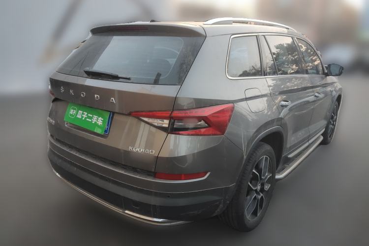 Used Skoda Kodiaq 2021 TSI330 7-Seater Two-Wheel-Drive Luxury Plus Edition
